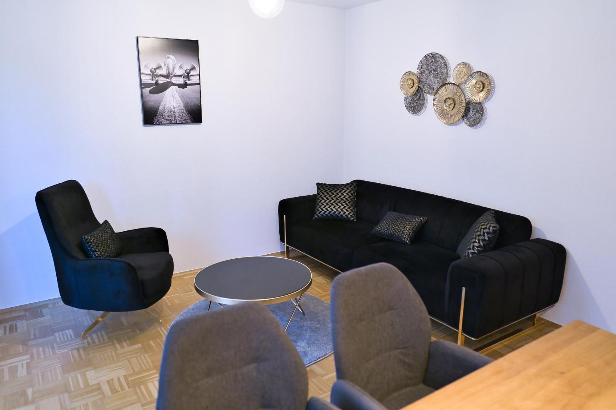 Stilvolle 2 Schlafzimmer Apartments Heidegarten, Osterheide, Zentrum シュネーヴァーディンゲン エクステリア 写真